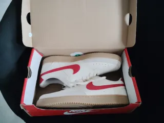 Zapatillas Nike Court Vision Blancas y Rojas