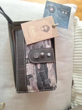 Cartera Anekke