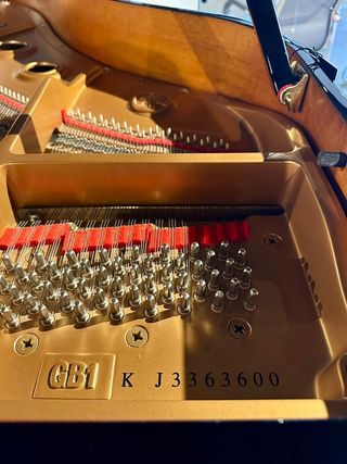 Piano de cola Yamaha GB1KSC2 (Silent)