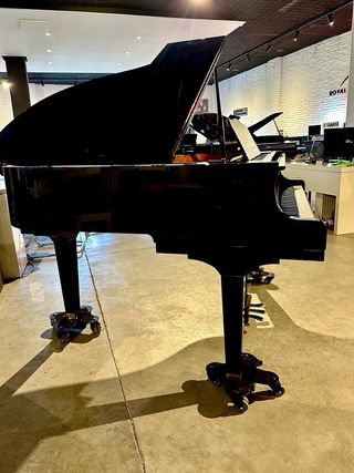 Piano de cola Yamaha GB1KSC2 (Silent)
