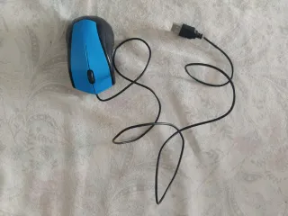 PC Acer Intel Core 2 Windows 10 con pantalla.