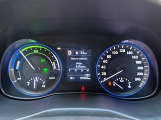 Hyundai Kona 1.6 GDi 141cv Hibrido - Como nuevo