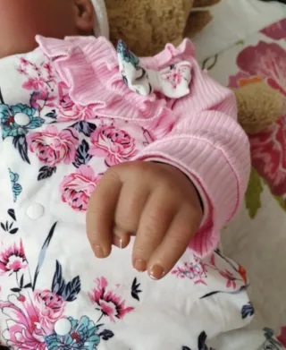 Bambola Reborn 60 cm circa  3 kg realistica