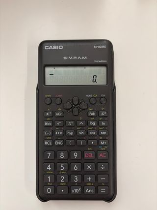 Calculadora Casio fx-82MS