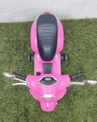 Vespa Rosa Batería Infantil