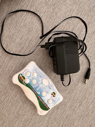 Coche eléctrico infantil amarillo