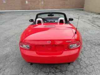 Mazda MX-5 2011