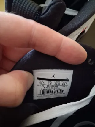 Nike Jordan Retro 8 Bugs Bunny