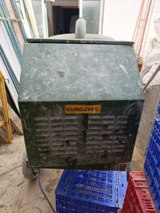 Hormigonera Euro 250L