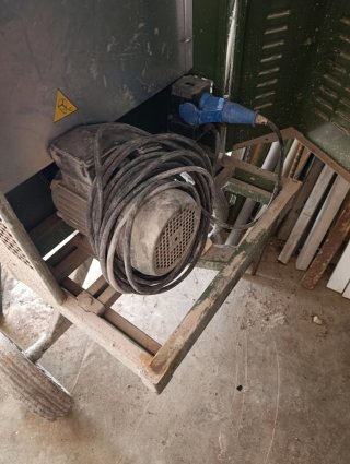 Hormigonera Euro 250L