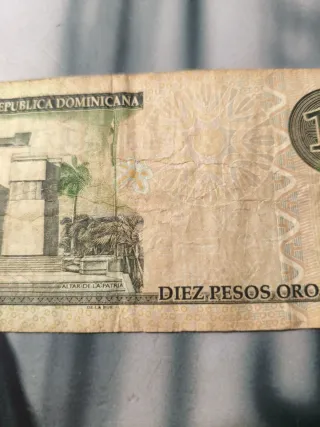 Billete 10 Pesos Oro República Dominicana 2003