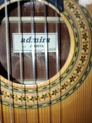 Guitarra Española Clásica Marca : Admira - Juanita