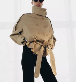 Chaqueta Zara corta cuello alto T.S