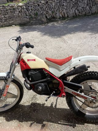 Moto Merlin DG3-88 Trial Roja/Blanca