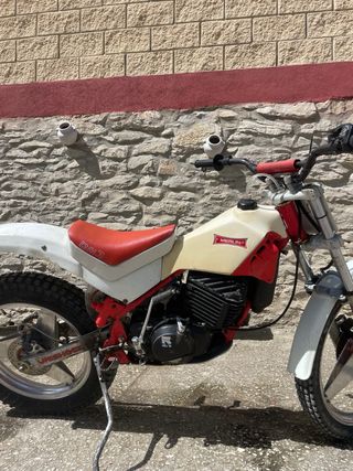 Moto Merlin DG3-88 Trial Roja/Blanca