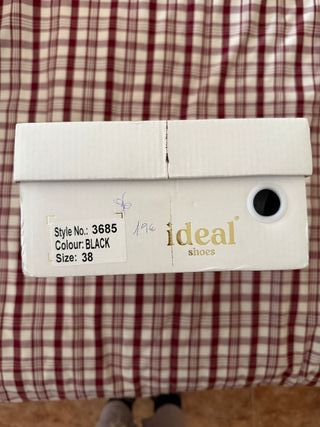 Tacones negros con brillantes *NUEVOS*