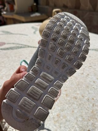 Zapatillas Skechers Gris y Turquesa