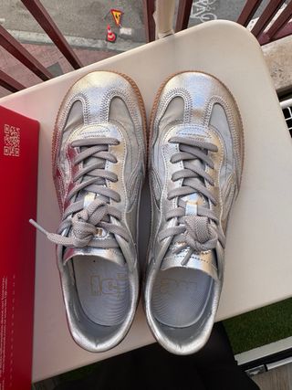 Zapatillas LEJAN plateadas