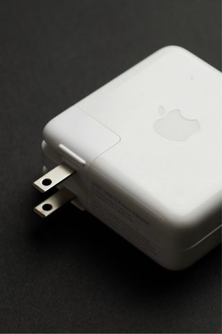 Cargador Apple 61W USB-C Original