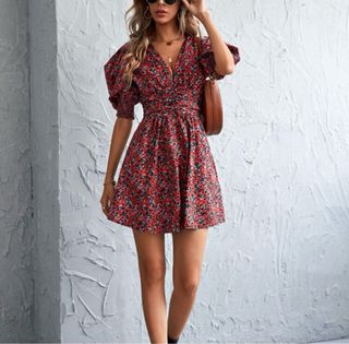 Vestido estampado floral rojo