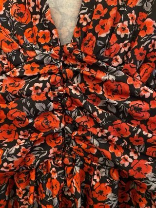 Vestido estampado floral rojo