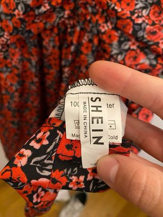 Vestido estampado floral rojo