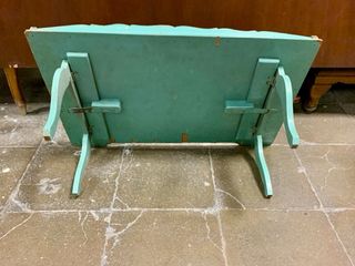 Mesa bandeja vintage plegable pintada a mano