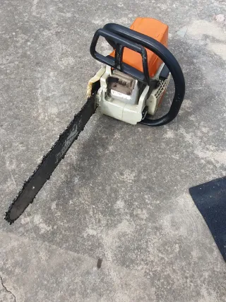 Motosierra Stihl MS 230