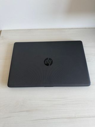 Portátil HP 250 G7
