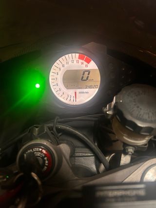 Kawasaki ZX10R Ninja 35000 km Revisada