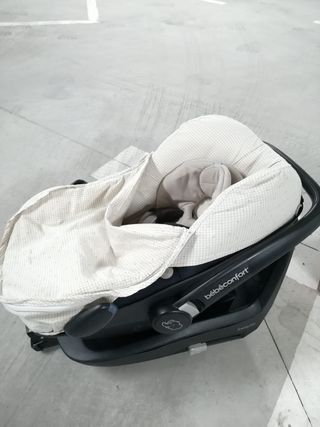 Silla de coche BebeConfort con Isofix