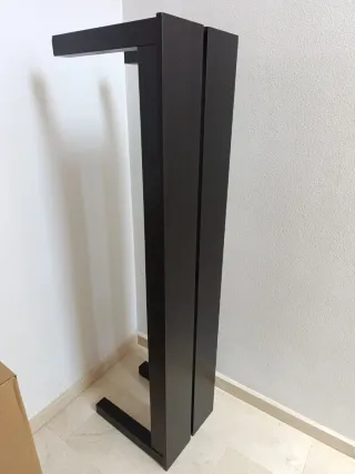 Banco de madera negro Ikea