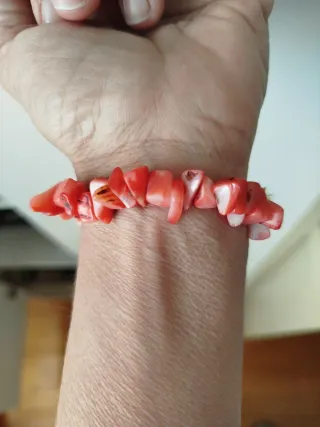 Pulsera de coral rojo