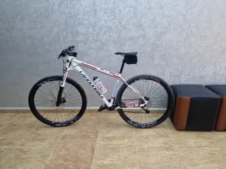 Bicicleta Cannondale F29