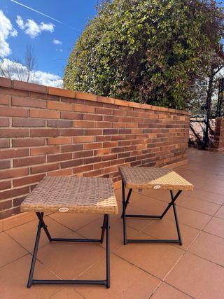 Pack 2 mesas auxiliares plegables exterior.