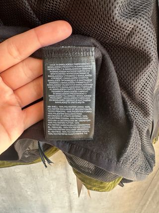 The North Face Chaqueta Verde y Negra