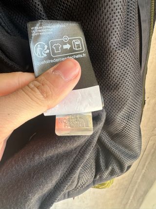 The North Face Chaqueta Verde y Negra
