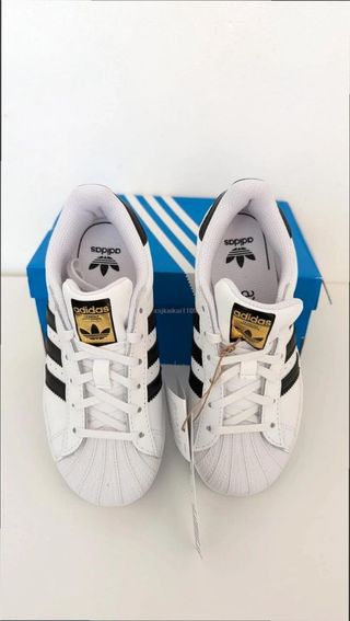 Adidas Superstar Talla 41 Blancas/Negras