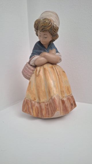 Lote 8 figuras porcelana Lladró