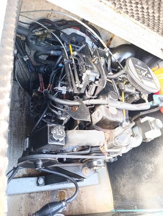 Barco con motor Mercruiser 3000