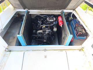 Barco con motor Mercruiser 3000