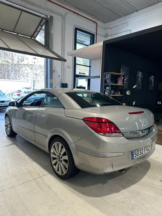 Opel Astra 2007