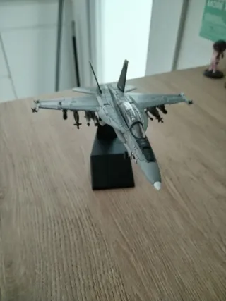Maqueta Avión Navy VFA-103