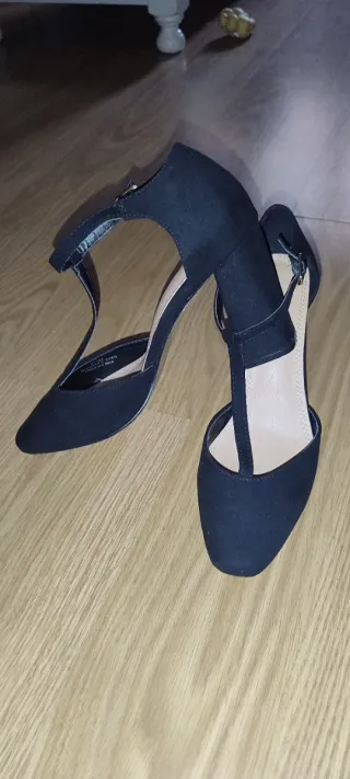 Zapatos de tacón negros