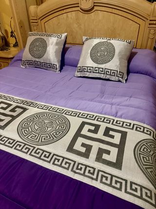 Edredón Versace Morado y Plateado