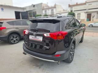 Toyota RAV4 2015