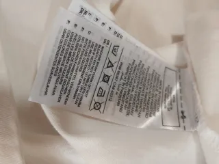 T-shirt Adidas bianca con strisce