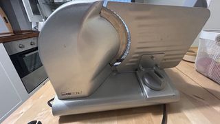 Cortafiambres eléctrico 200W - Poco uso