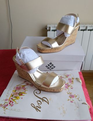 Sandalias doradas San Marina Piel Talla 39