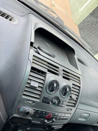 Mercedes-Benz Vito 2005